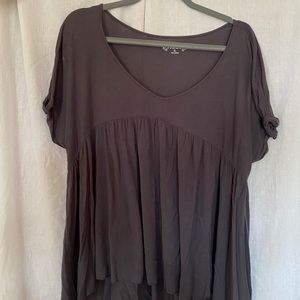 Mudd charcoal gray loose top